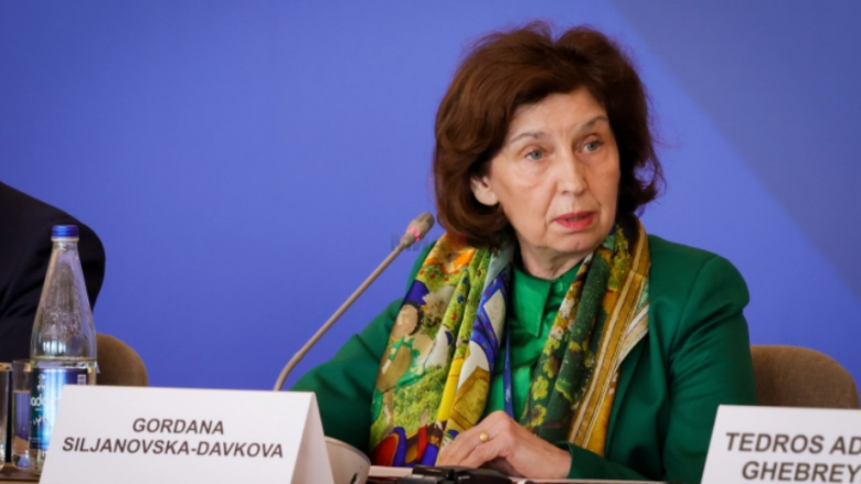 Siljanovska-Davkova: Është josportive të abuzosh me fushën sportive për të “praktikuar” gjuhë urrejtjeje dhe fyerje