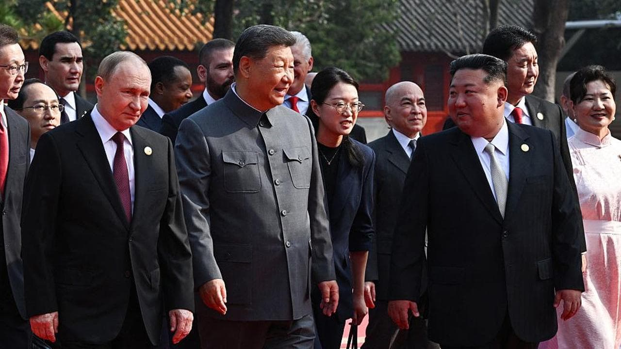 Parada ushtarake e Kinës, Xi, Putin dhe Kim bashkë në Pekin, Trump shpërthen: “Po komplotoni kundër SHBA”