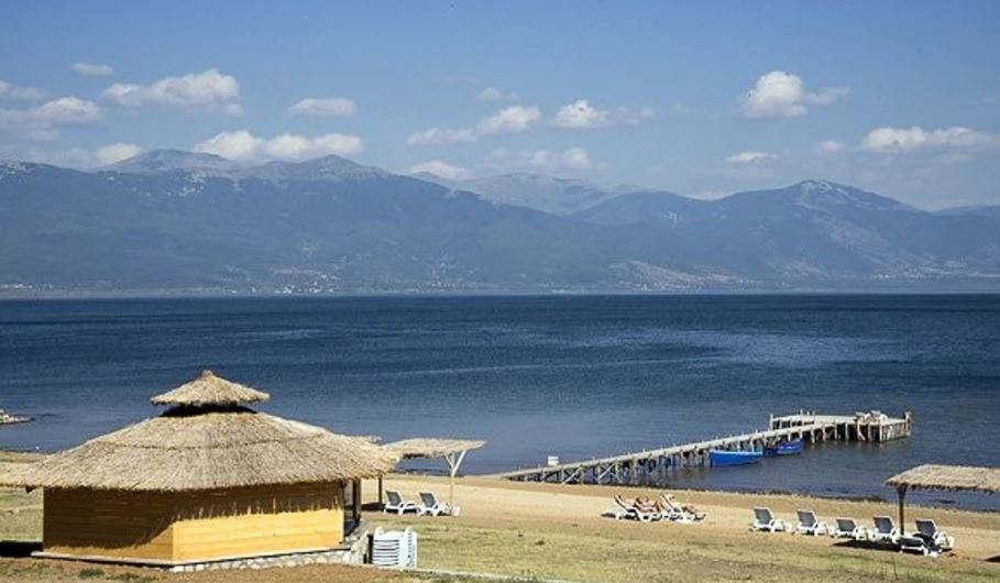 Liqeni i Prespës po zhduket, nga një pasuri natyrore dhe turistike po shndërrohet në një moçal