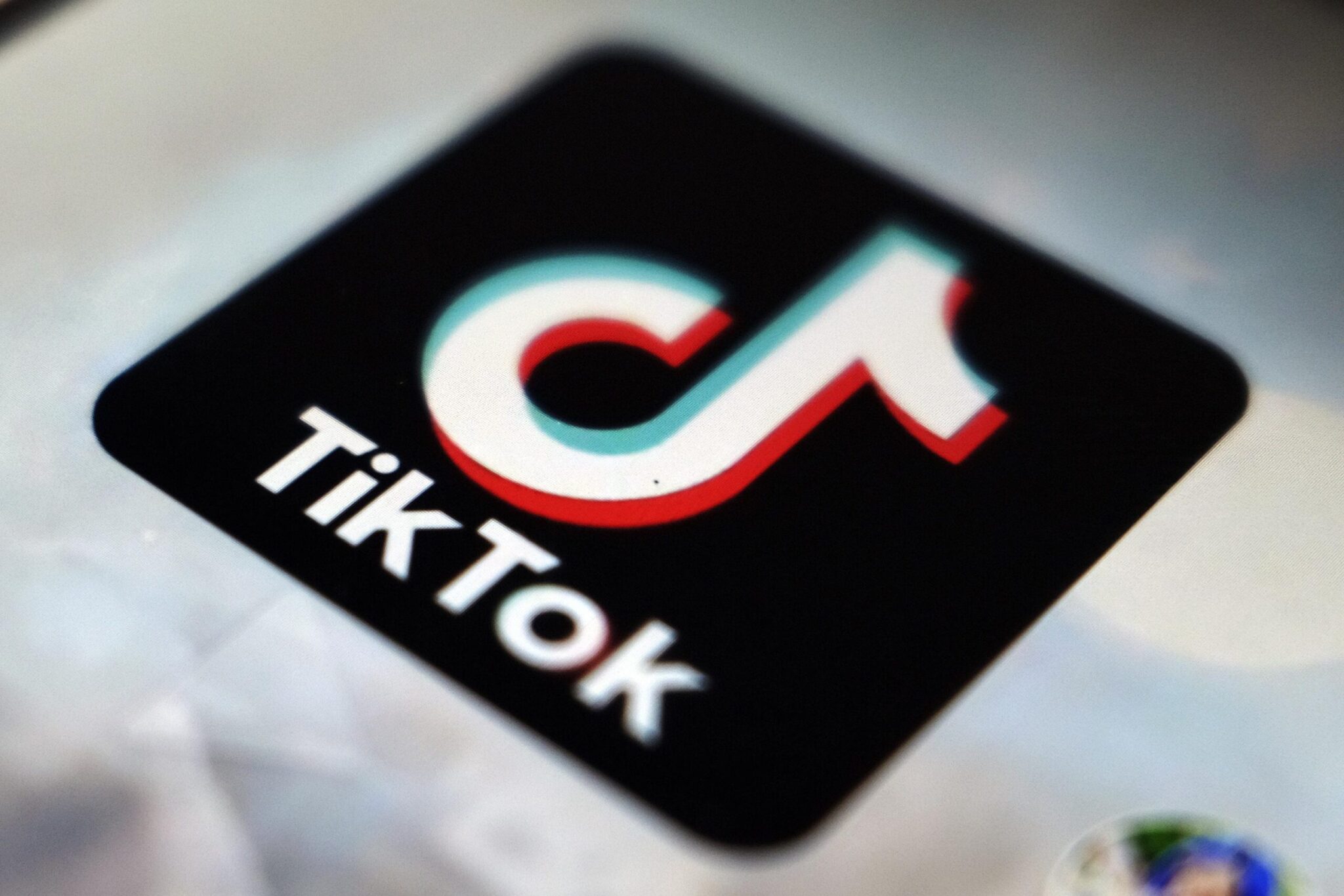 Zgjedhjet lokale: KPM lejon qytetarët të raportojnë përmbajtje që publikohen në TikTok