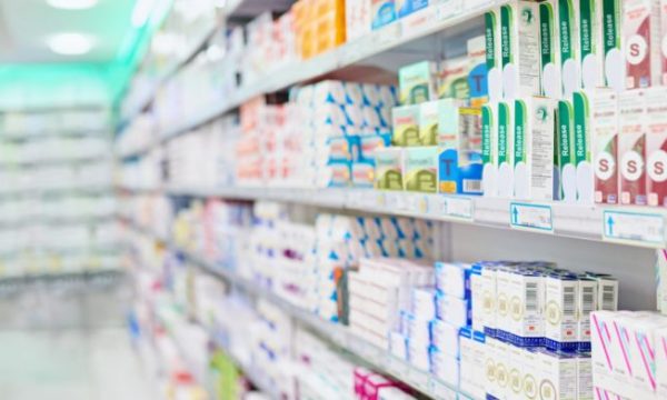Arrestohet pronari i një barnatoreje në Prishtinë, i dha ryshfet inspektorit farmaceutik