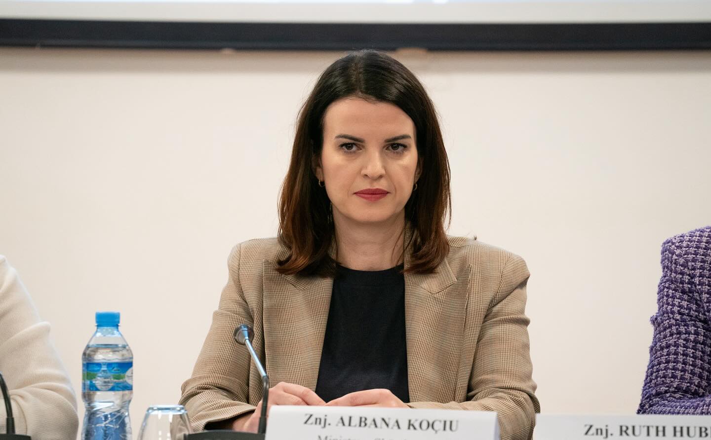 Skandale shëndetësore, mungesë pajisjesh, Rama i heq shëndetësinë Koçiut dhe i beson punët e brendshme