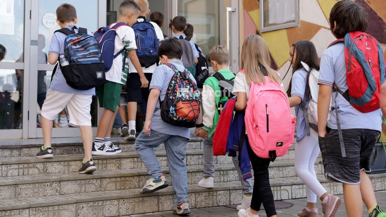 Për 245 mijë nxënës, sot fillon viti i ri shkollor 2025/2026