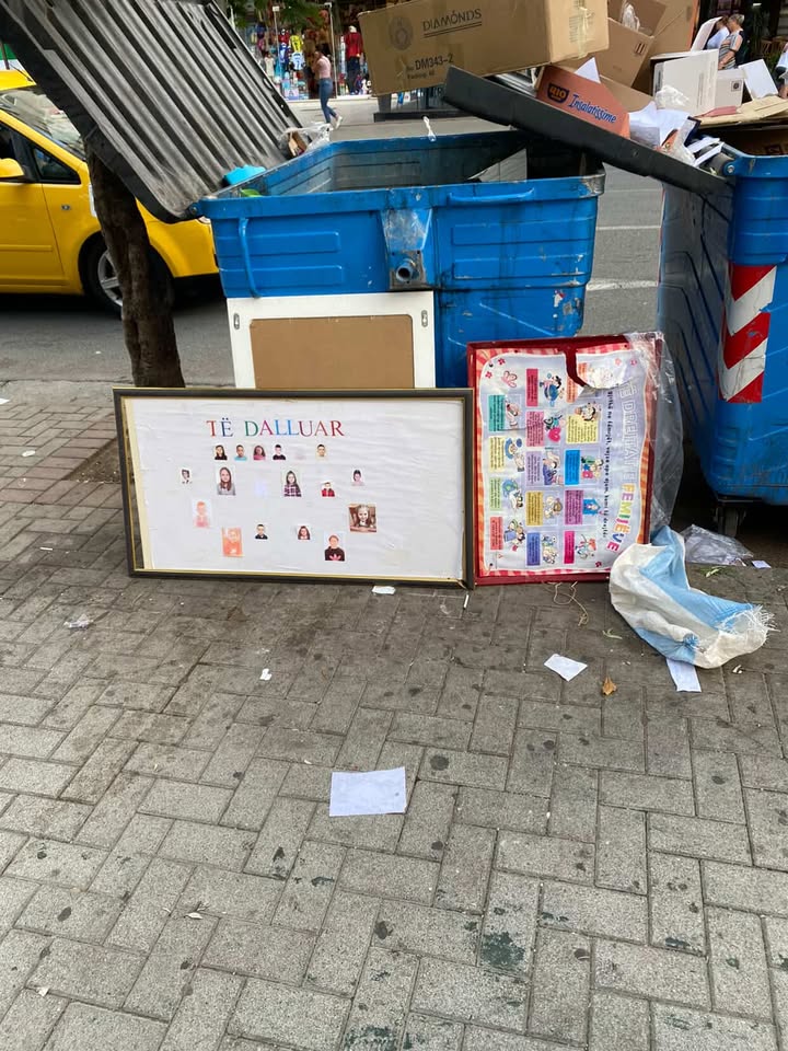 “Nxënësit e dalluar përfundojnë në plehra”