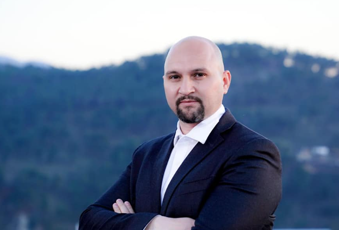Evis Sala në krye të Shëndetësisë, ish-deputeti Spaho dorëhiqet nga drejtimi i QSUT
