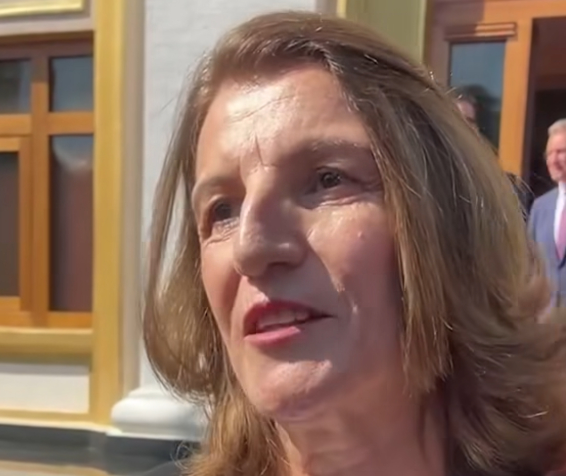 Ana Dajko: Morëm 64,000 mandate