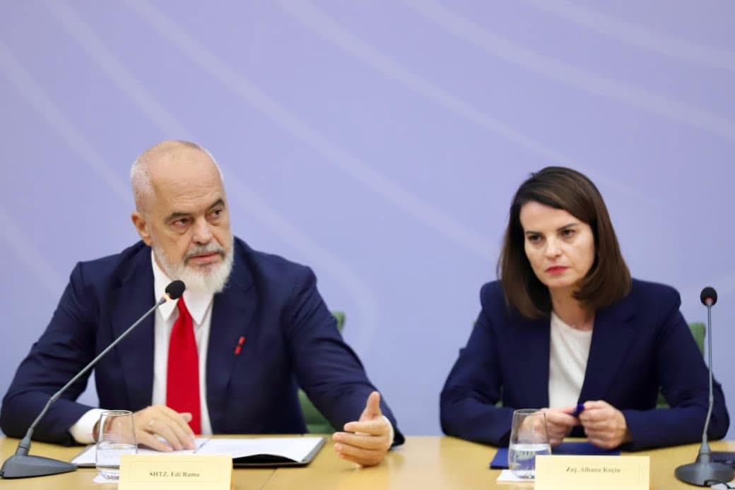 Ministrja e Brendshme Albana Koçiu do sistemojë adresat e shtëpive