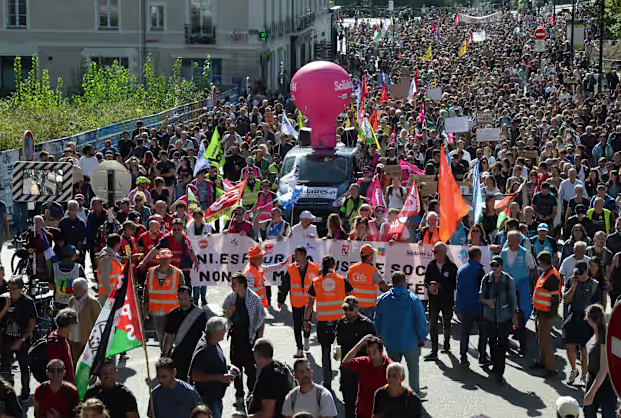 Protesta masive në Francë: 800,000 qytetarë në rrugë kundër shkurtimeve buxhetore