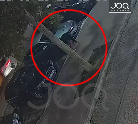“Është kujtim familjar”, qytetari apel personit që gjeti varësen: Të lutem ma kthe mbrapsht, do të shpërblej!