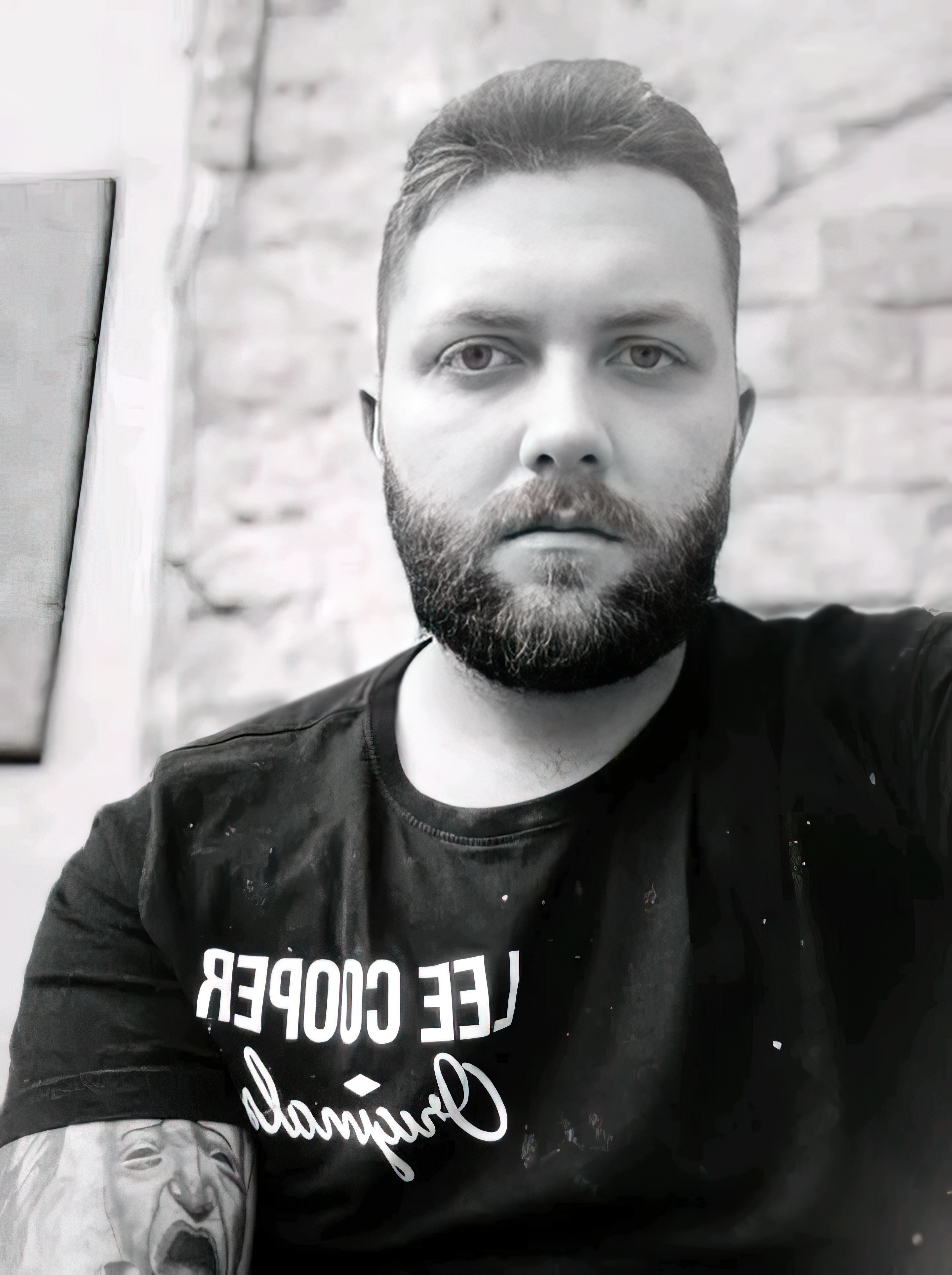 Ka 15 vite që e kërkon, Mirek do të gjejë babain që e braktisi pa lindur