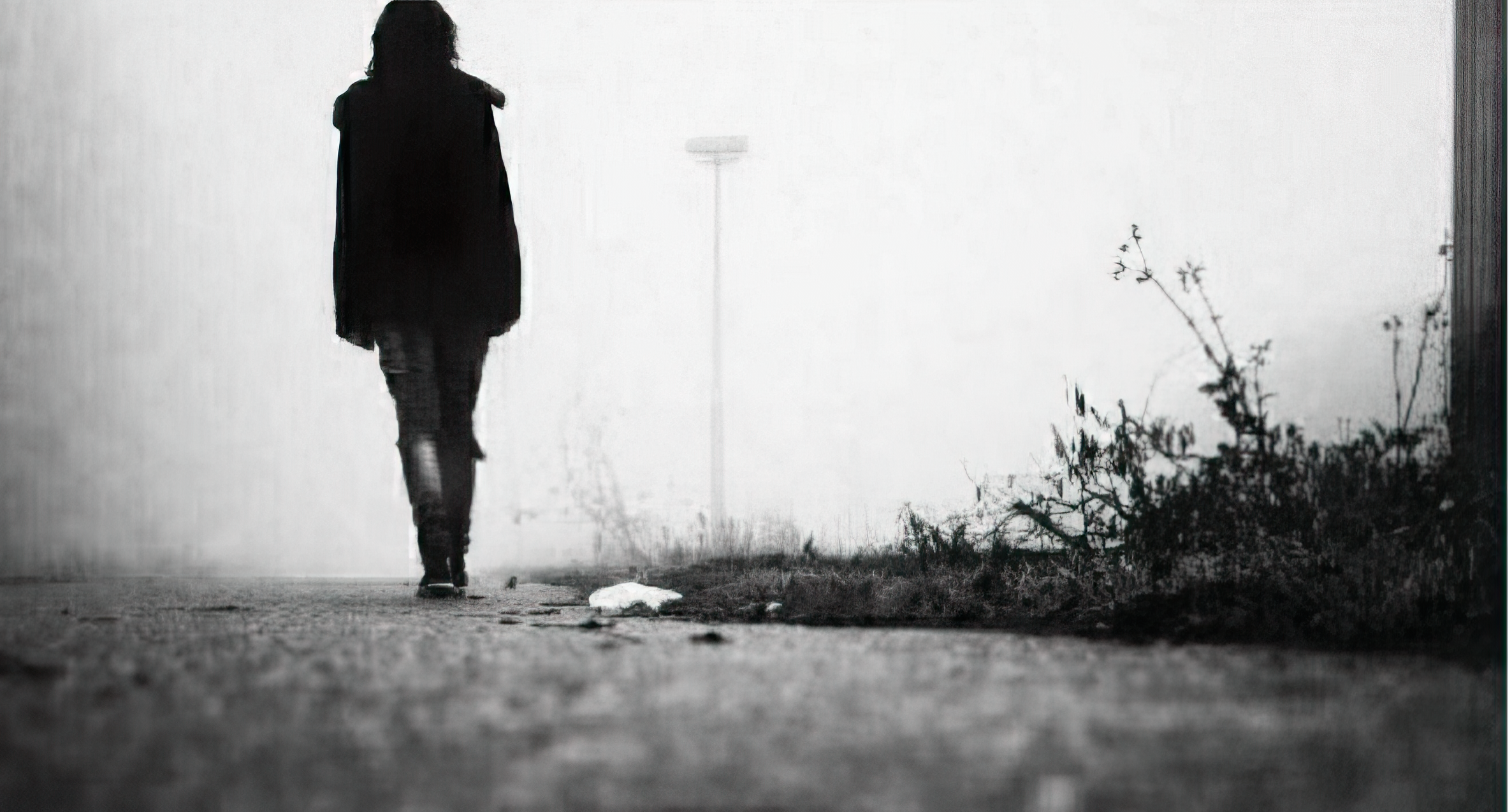 Fier/ 38-vjeçarja largohet dhe braktis fëmijën, 15-vjeçarja ikën nga banesa dhe nuk kthehet