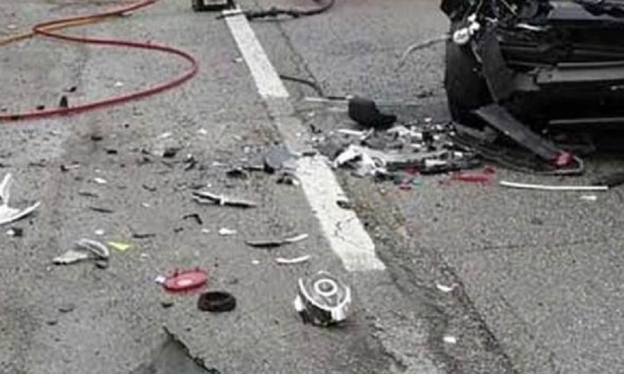 Aksident i rëndë në Pejë, humb jetën një person, një tjetër dërgohet në spital