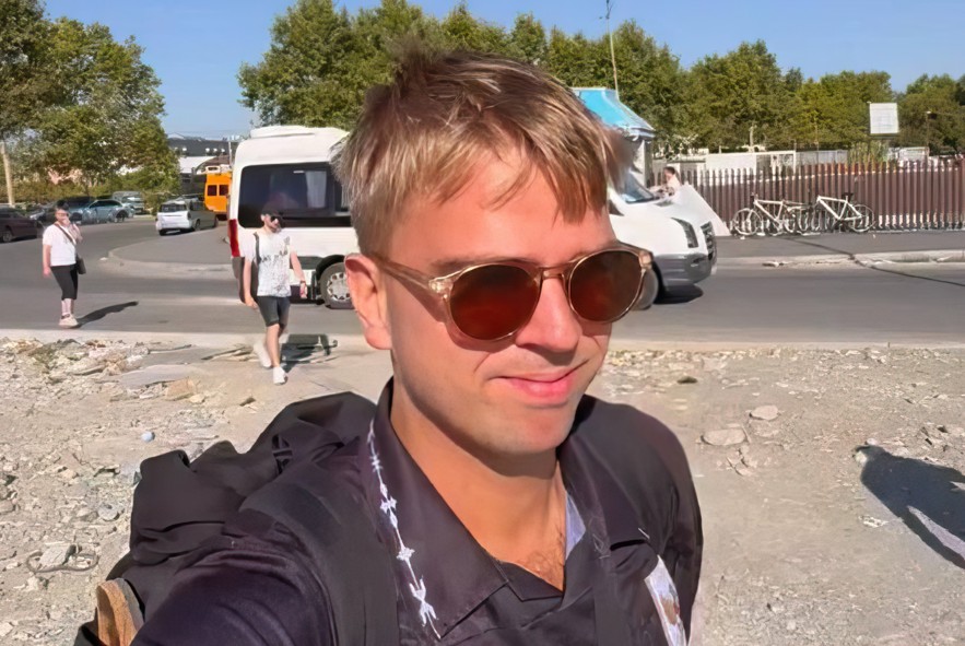 Blogeri i huaj: Transporti publik në Shqipëri, një nga më kaotikët në Evropë!