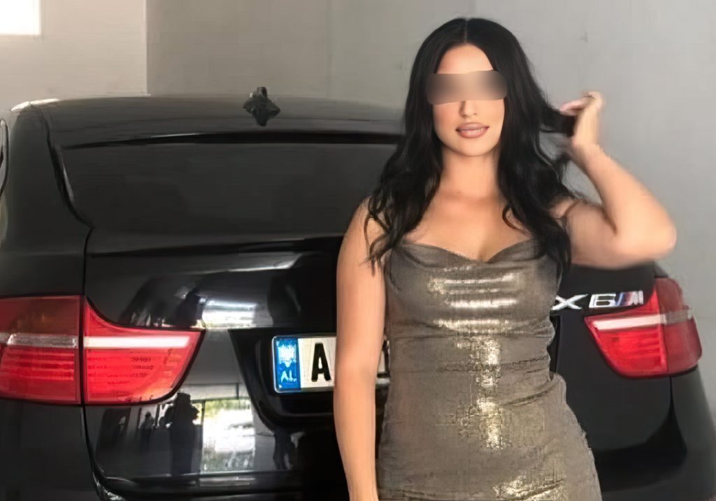 Kamarierja e plagosur