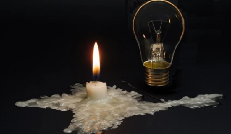 Ndërprerjet e energjisë po dëmtojnë rëndë bizneset në Kosovë