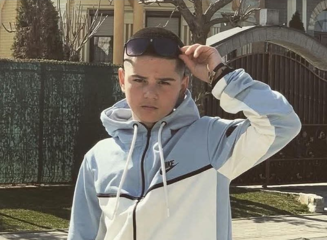 Ky është 17 vjeçari që u gjet i vdekur në rrugën Landovicë–Gjonaj