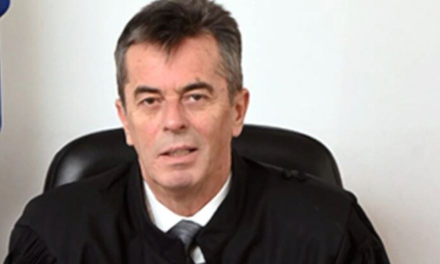 Shkarkohet gjykatësi Enver Bexheti