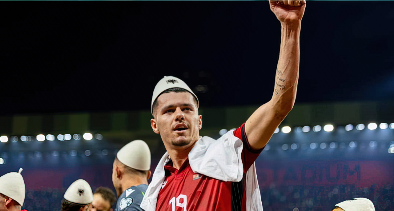 Mirlind Daku, nga rinovimi te ofertat e reja: Fiorentina dhe Spartaku e Moskës në garë për bomberin kuqezi