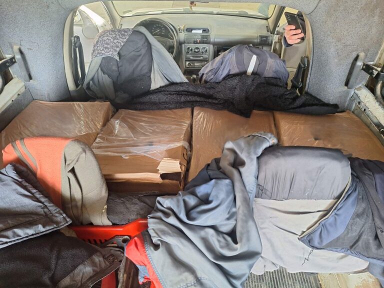 Kapen 360 kg mish dhe bombola gazi të padeklaruara në Vërmicë