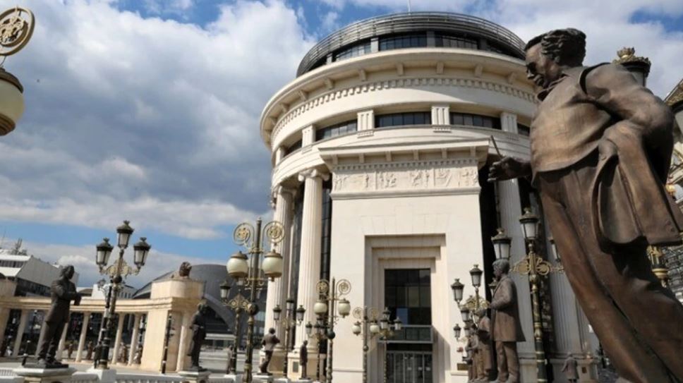 Prokuroria e Kavadarit ka ngritur aktakuzë ndaj një 43-vjeçari, dyshohet për vrasjen e vëllait të tij