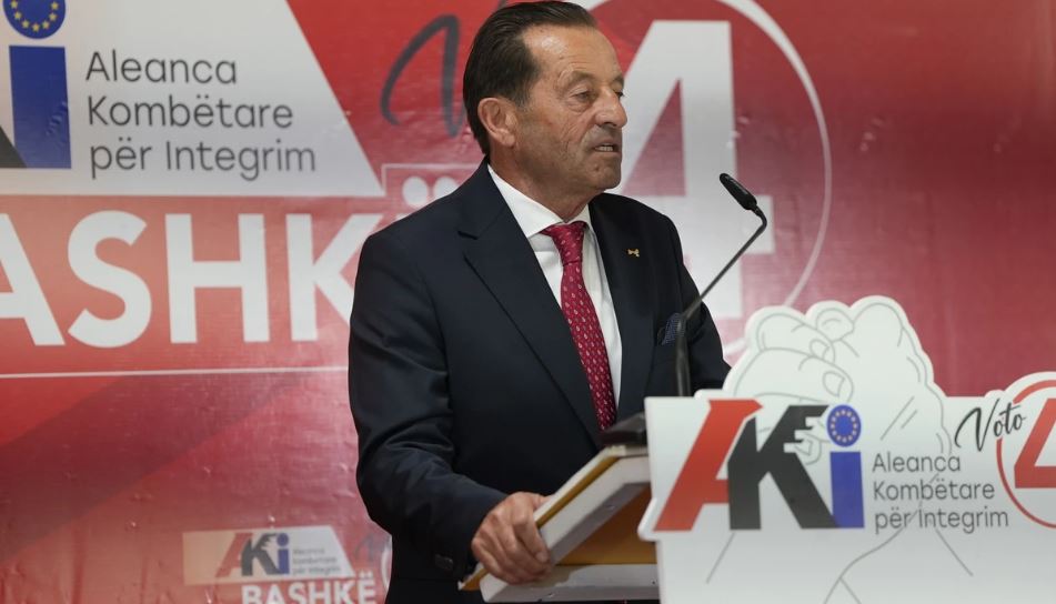 Enver Pajaziti tubim në Bërvenicë: T’i japim fund keqqeverisjes dhe korrupsionit në komunën tonë