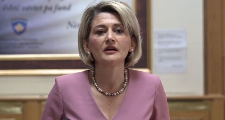 Rrëfehet Kusari-Lila: Sipas gjitha gjasave, 99 për qind i kam shanset që nuk vdes prej kancerit