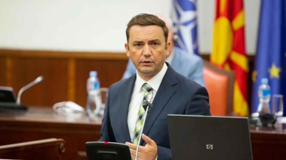 Osmani, Mexhitit: Shqiptarët janë popull shtetformues dhe nuk lusin para dyerve të Mickoskit