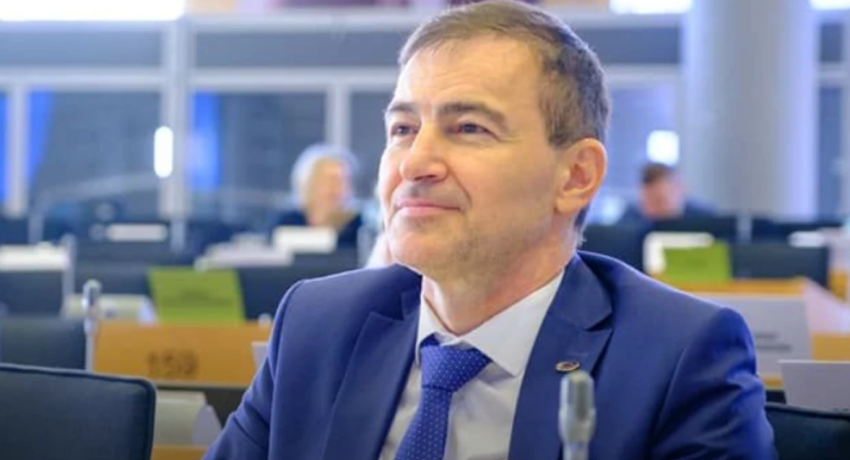 Kovaçev: 216.000 maqedonas kanë pasaporta bullgare