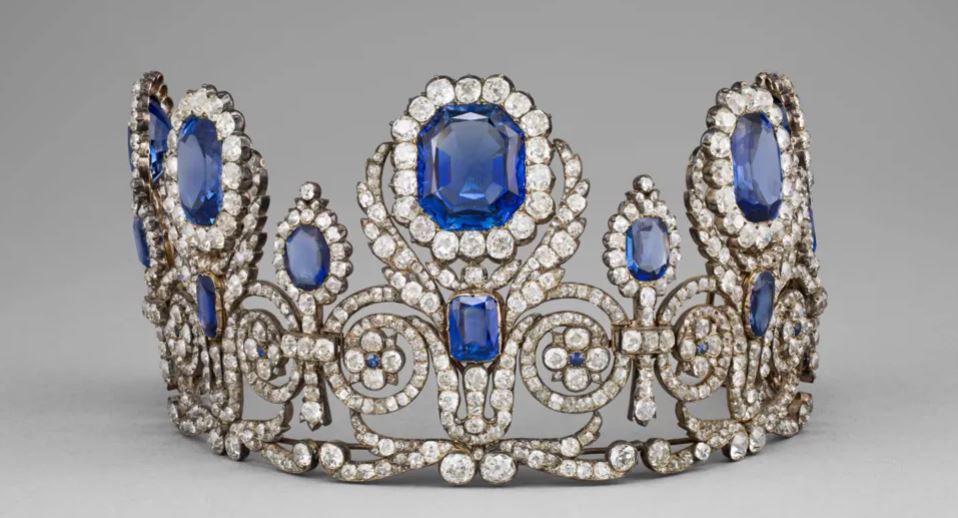 Grabitja e Luvrit: Dy të dyshuar pranojnë pjesërisht përfshirjen