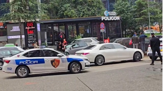 Tiranë, një person vret veten brenda një Poligoni