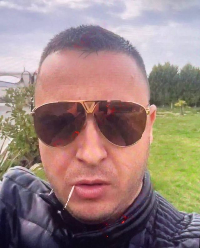 Babai i Ervis Martinajt kërkon zyrtarisht që i biri të shpallet i zhdukur