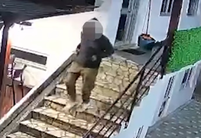 ‘Skifteri’ egjiptiani sfidon niklaxhinjtë, për herë të parë policia në vendin e duhur