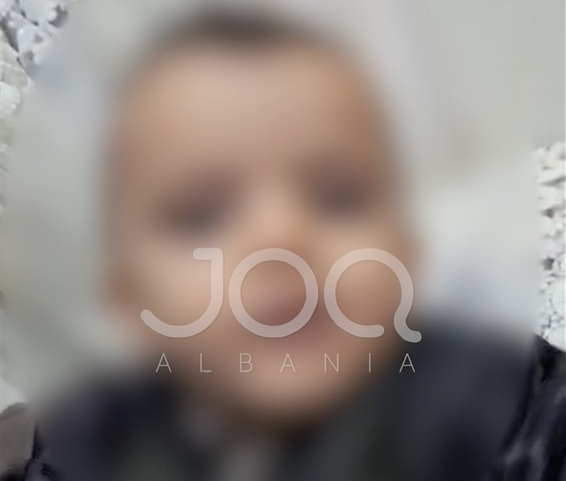 Thirrja e vogëlushit 2-vjeçar: Mos hidhni fishekzjarre! Jam i vogël, trembem!