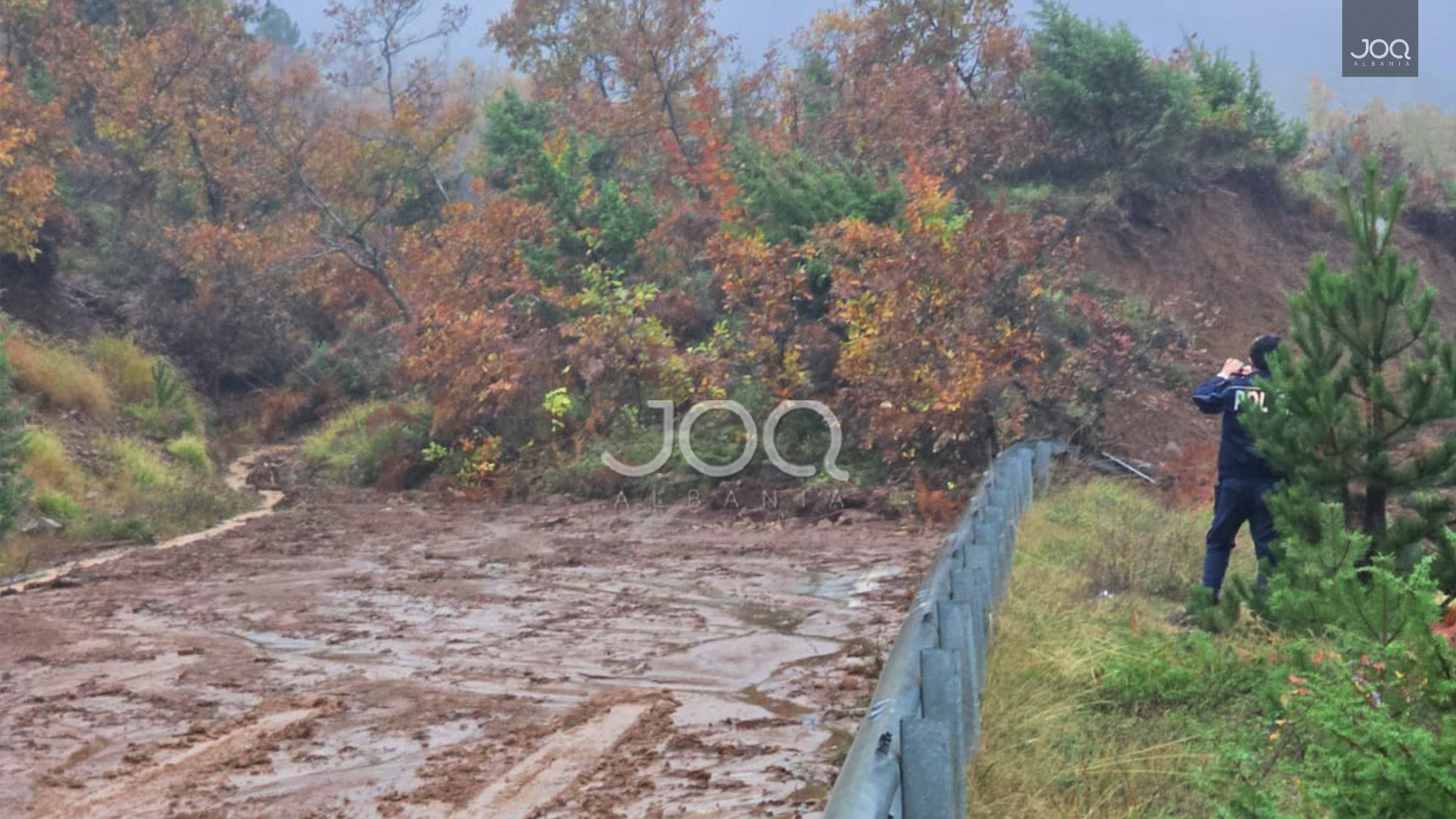 Rrëshqitje dherash në Pukë, qytetarët të bllokuar prej orëve të natës: “Askush s’na ndihmon”