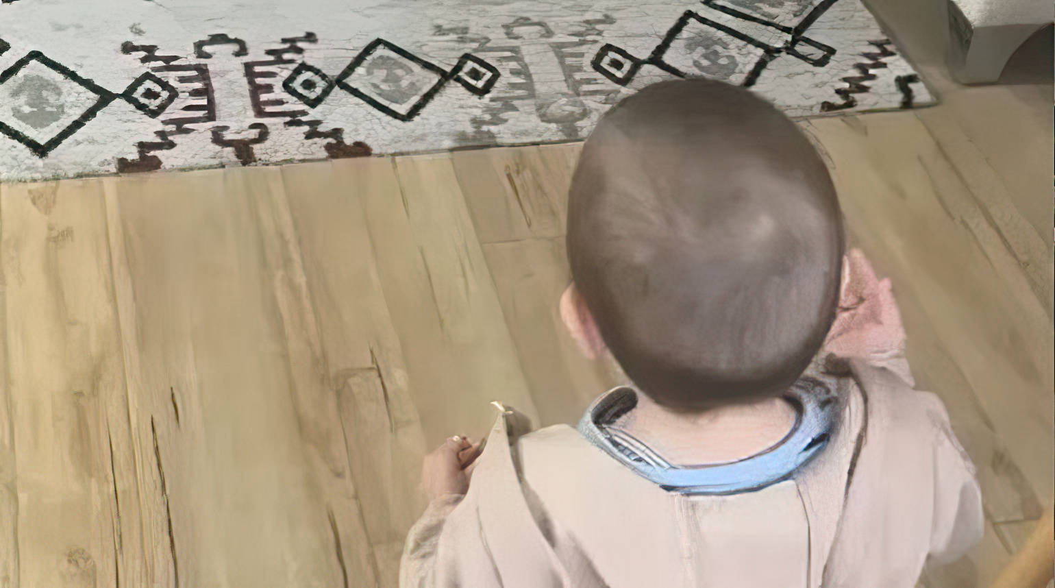 Tironsi tremb fëmijën e komshiut duke i rënë tavanit: Mos na shqetësoni se jeni qiraxhi