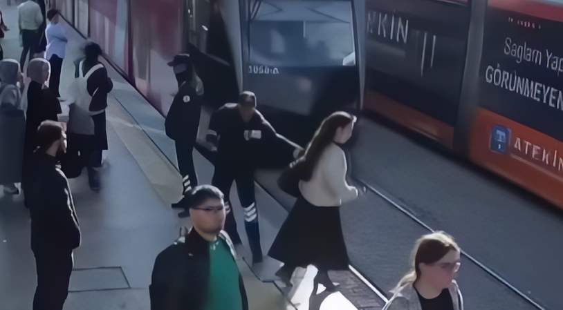 Moment dramatik në Turqi: Roja shpëton vajzën nga vdekja e sigurtë