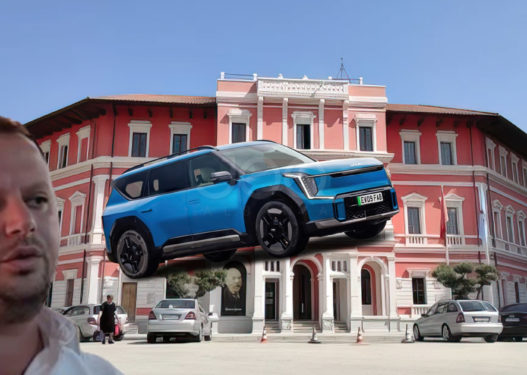 Pas ndërrimit të kryetarit, Bashkia Vlorë blen 6 makina elektrike
