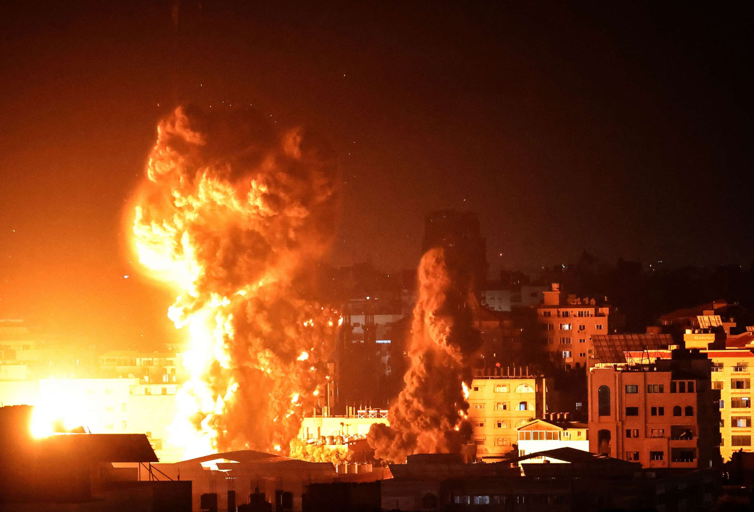Thyhet armëpushimi: Izraeli rinis bombardimet intensive në Gaza, të paktën 18 viktima