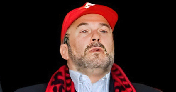 Nano dhe futbolli, një dashuri me premtime burrash, 500 mijë dollarë shpërblim për fitoren kundër Greqisë