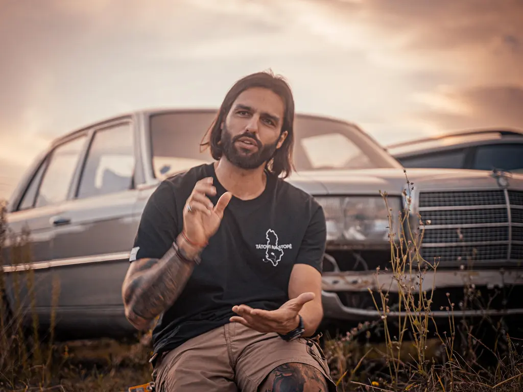 Analizat gjenetike përjashtojnë atësinë: Enver Bllata nuk është babai biologjik i çekut Roman Kunčar!