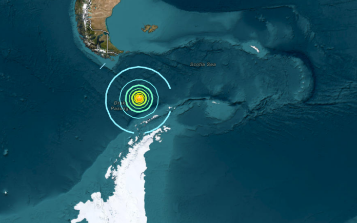 Tërmet i fuqishëm 7.8 ballë në ngushticën mes Amerikës së Jugut dhe Antarktidës