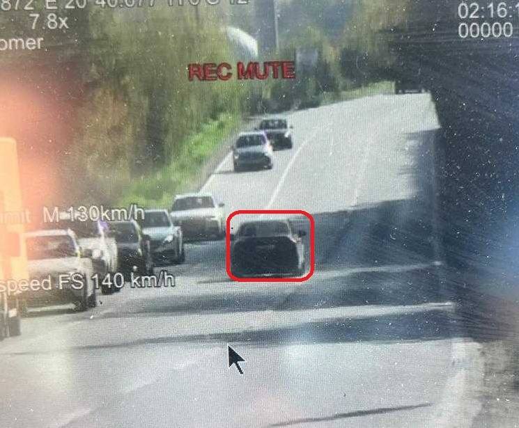 Policia në Prizren sekuestron tre patenta për tejkalim të shpejtësisë