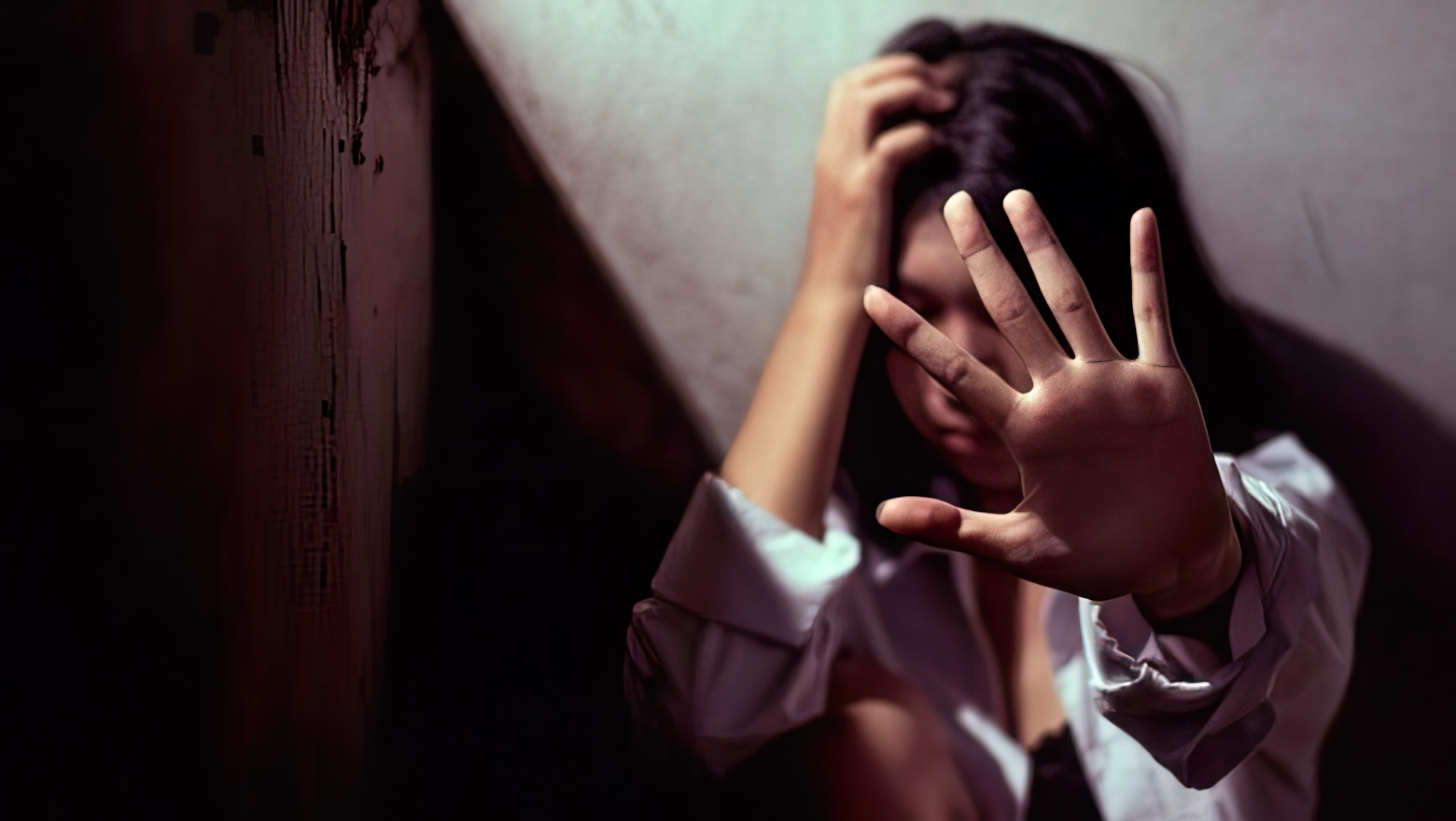 14-vjecarja-shqiptare-tha-se-abortoi-foshnjen-nga-dhuna-e-nenes-rezultatet-e-mjekeve-komplikojne-hetimet