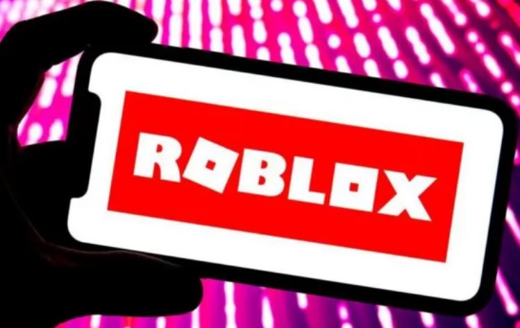 Rregulla të reja në Roblox: Fëmijët s’mund të flasin më me të rritur që s’i njohin