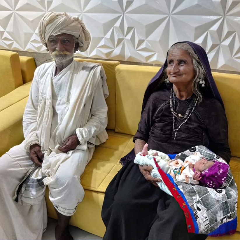 Indi, 70-vjeçarja  bëhet nënë për herë të parë