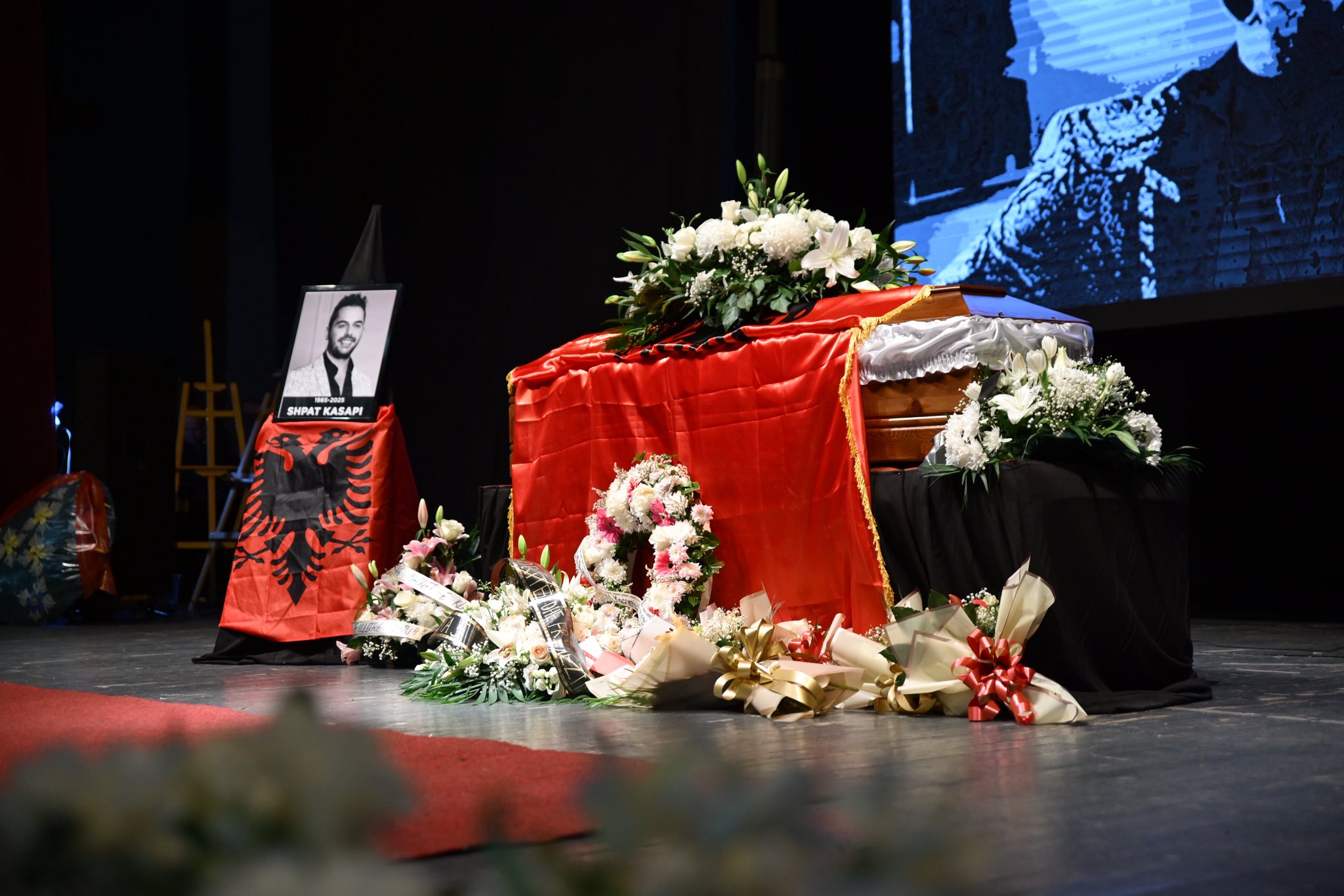Shpat Kasapi merr duartrokitjet e fundit 
