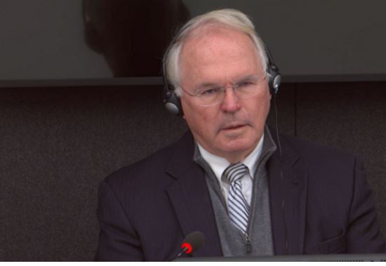 Hill: Kishte shumë që flisnin në emër të UÇK-së, komunikatat nuk e dinim kush i lëshonte