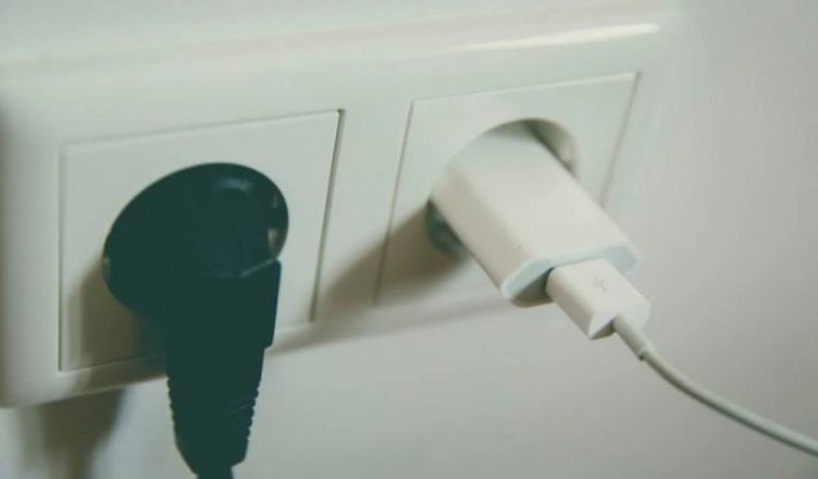 Gjashtë pajisje shtëpiake që shpenzojnë energji edhe kur janë të fikura