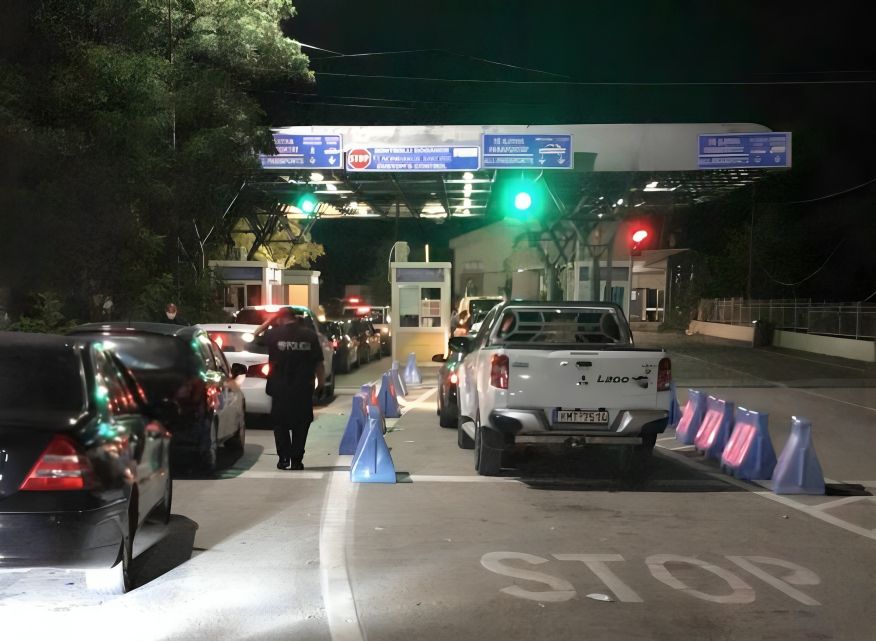 Protesta e fermerëve grekë paralizon të dielën qarkullimin në aksin Kakavijë–Janinë