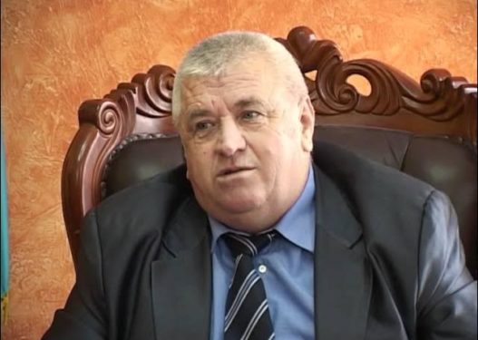 Xhemal Qefalisë s’i dha PS mandat, por i jep të vëllait 1 Miliard Lekë për restorantin në Dajt